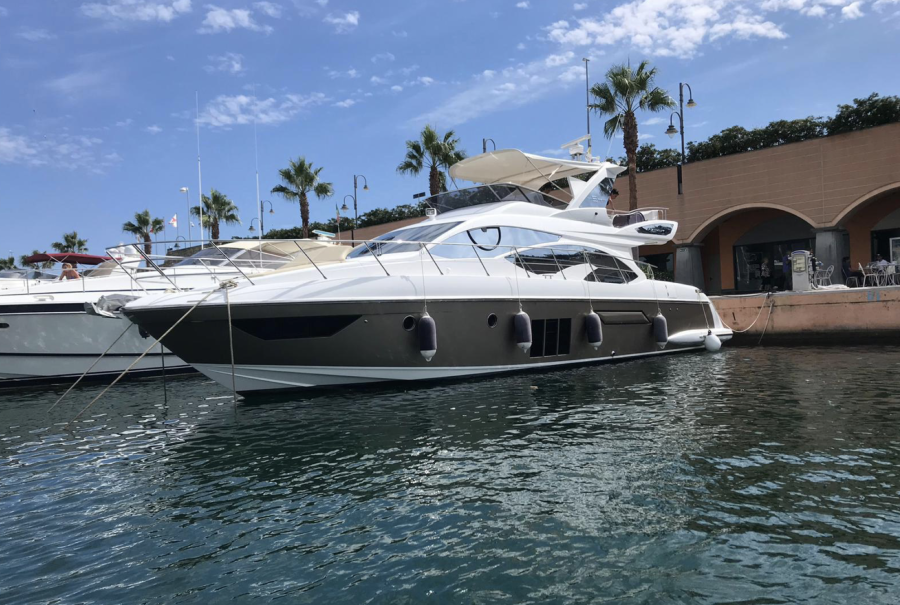 Azimut-54-FLY