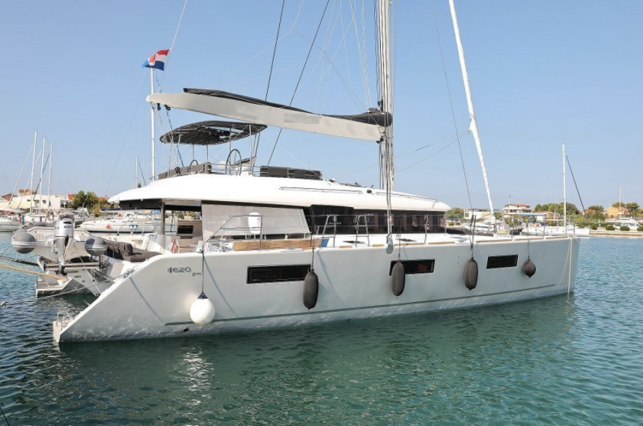 Lagoon 620 ESSENSE