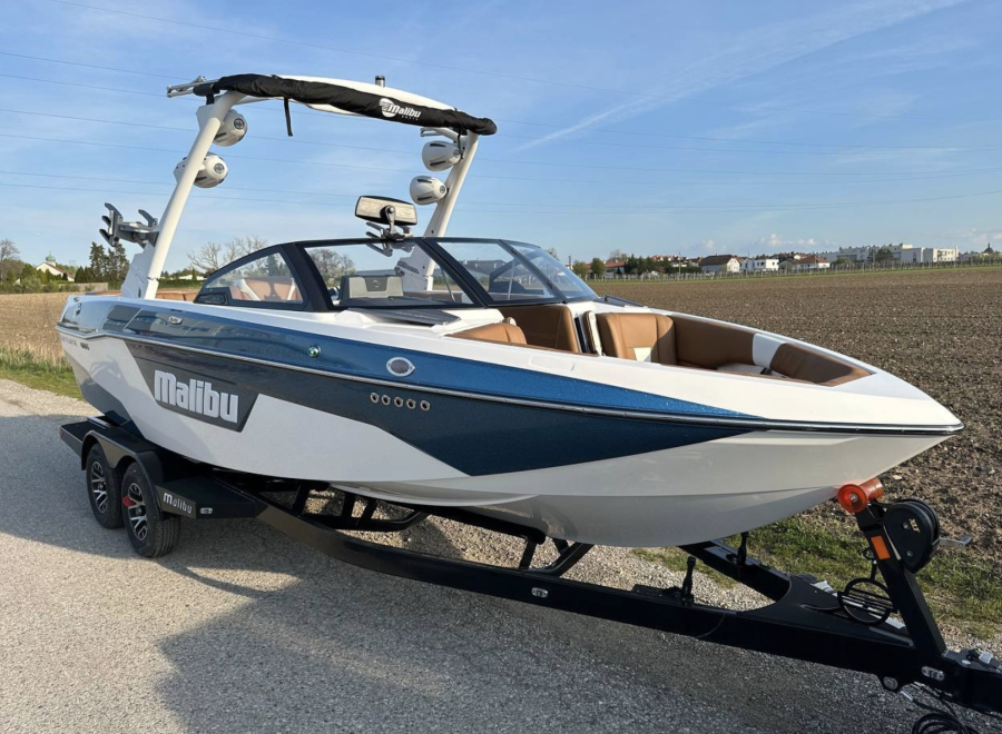 Malibu Wakesetter 23 LSV