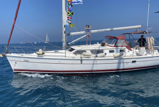 Hunter 44 DS